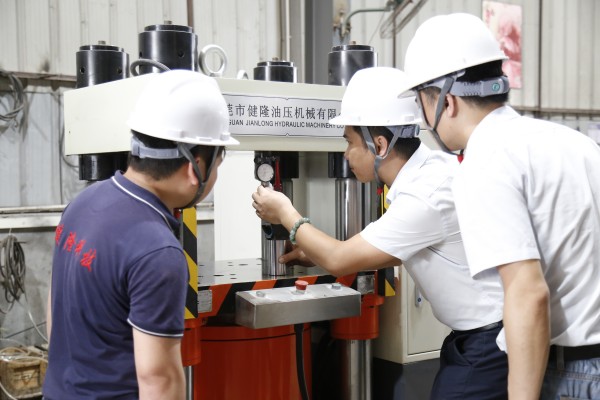 China's best hydraulic press quality inspection team